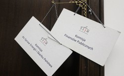 Tych polityków rzadko zobaczysz na komisjach sejmowych. Ranking wielkich nieobecnych [MAMY LISTĘ]