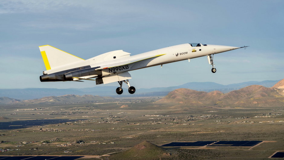 Podobnie jak projektowany samolot Overture obecny XB-1 wykorzystuje najnowocześniejsze technologie, aby umożliwić wydajny lot naddźwiękowy, w tym kompozyty z włókna węglowego, zaawansowaną awionikę, cyfrowo zoptymalizowaną aerodynamikę i naddźwiękowy układ napędowy.