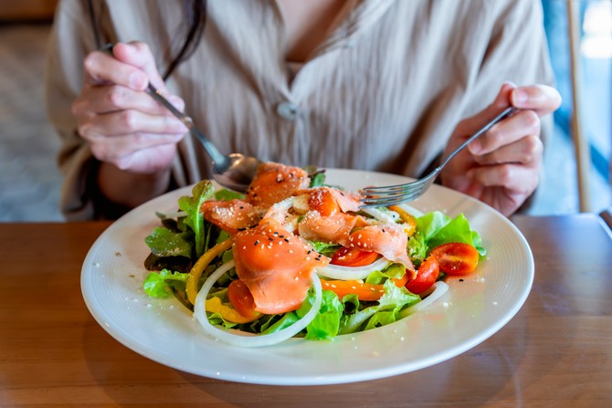 Salata sa lososom je odličan izbor