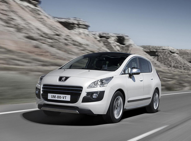 Peugeot 3008 HYbrid4 - pierwsza hybryda z dieslem