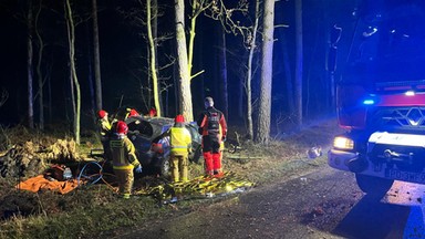 Tragiczny wypadek drogowy. Nie żyje dwóch nastolatków