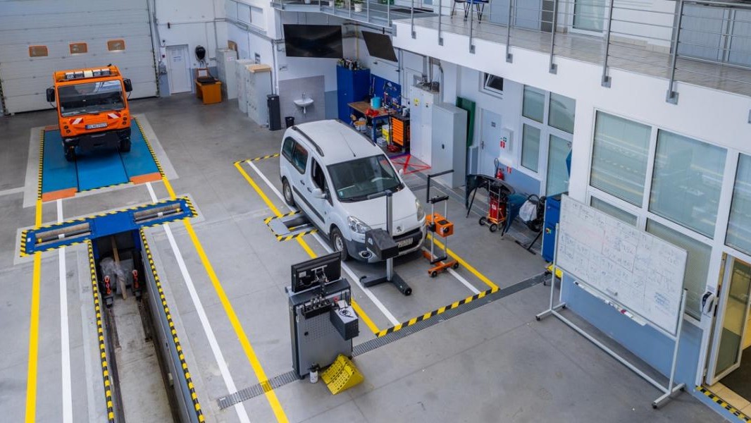 STK znamená stanica technickej kontroly.