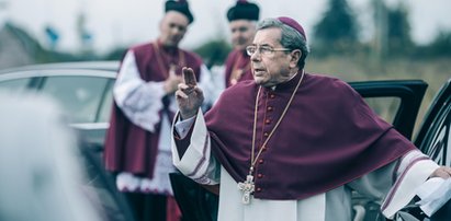 Polityk PiS szczerze o "Klerze": Nie obejrzę, bo jest głupi i nudny