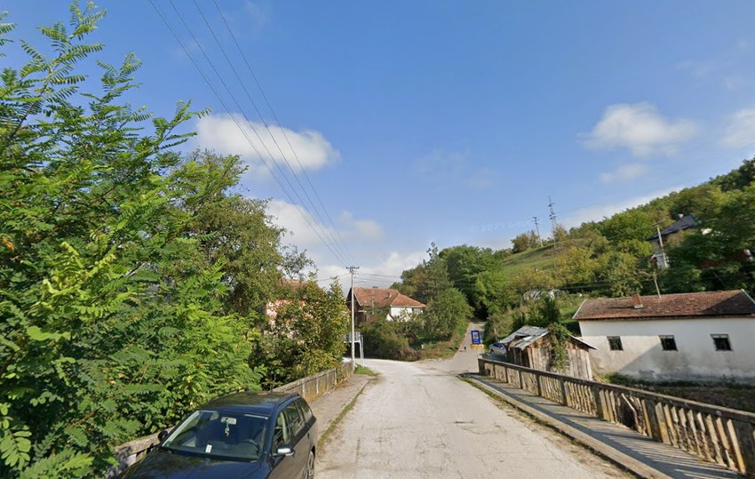 Ulazak u selo Sastavci