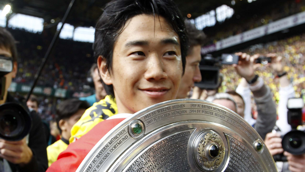 Shinji Kagawa w letnim okienku transferowym zamienił Borssię Dortmund na Manchester United. I choć już stał się idolem kibiców z Old Trafford, Japończyk przyznał sie do pewnych niedogodności, z jakimi ma do czynienia w nowym klubie...