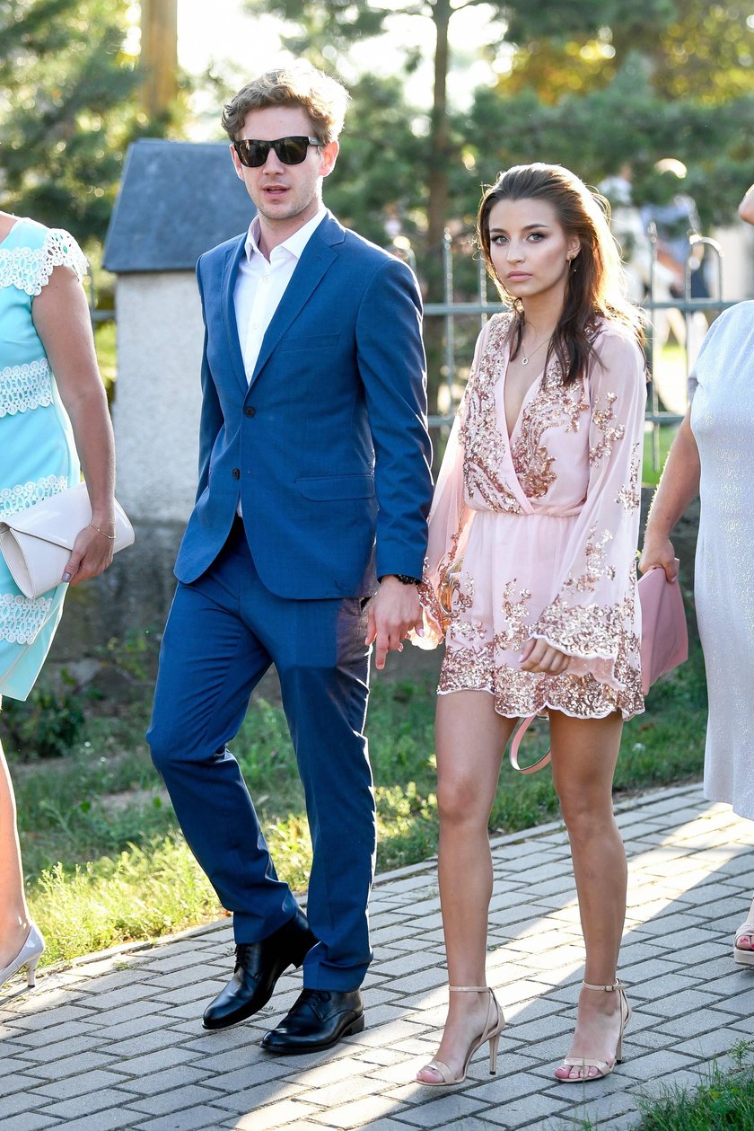 Julia Wieniawa, Antoni Królikowski 