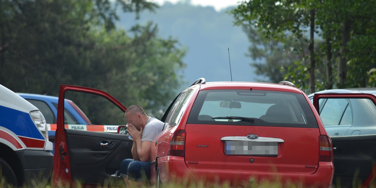 Ojciec zostawił 3-latkę w samochodzie. Dziewcyznka zmarła