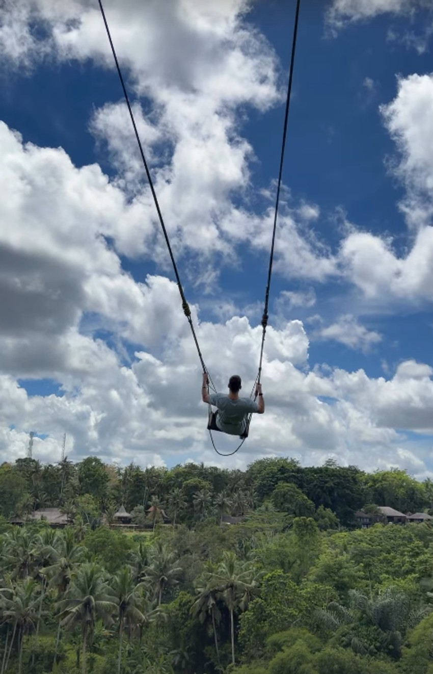 Nikola Rokvić na najpoznatijoj ljuljašci na Baliju