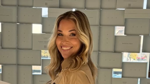 Schudnutá Dominika Cibulková žiari.