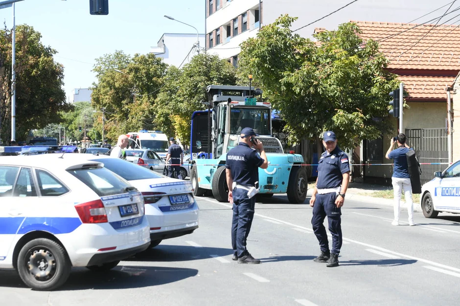 Prve slike sa mesta nesreće u Zemunu 