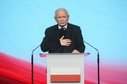 polacy uważają, że jarosław kaczyński wciąż rządzi pis