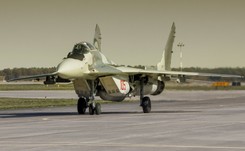 Myśliwce MiG-29 wracają na polskie niebo. Błaszczak: Usłyszałem, że piloci chcą służyć właśnie wykorzystując te maszyny