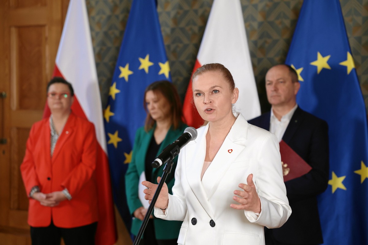 Cofną zmiany, które uderzają w nauczycieli? Jest zapowiedź MEN