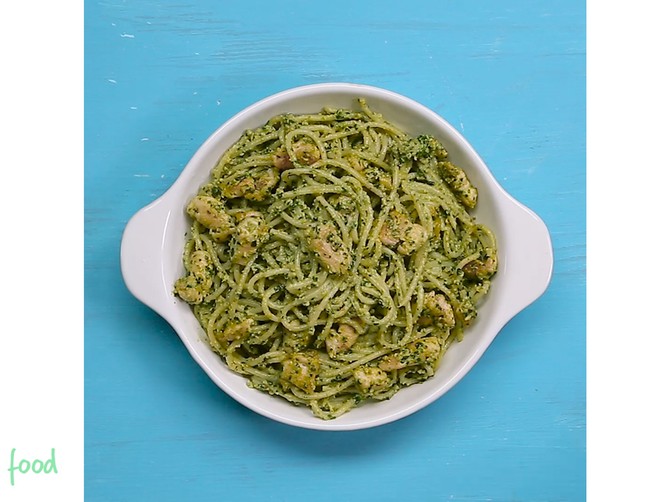 Špagete sa spanaćem i pesto sosom