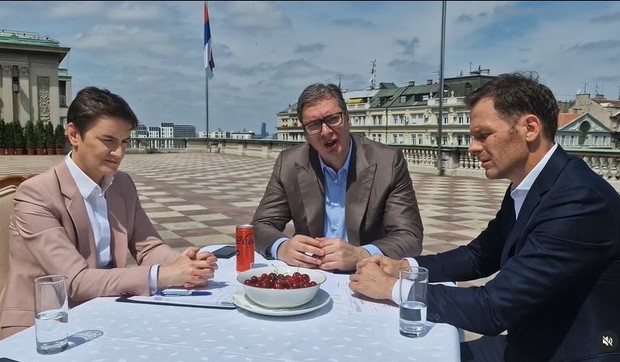 Ana Brnabić, Aleksandar Vučić i Siniša Mali