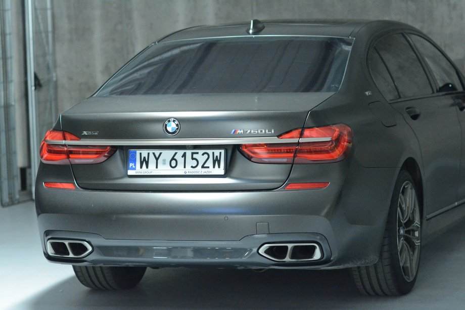 BMW M760Li xDrive