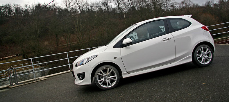 Mazda2 1,5 MZR (76 kW) Sport - japońska zabawka