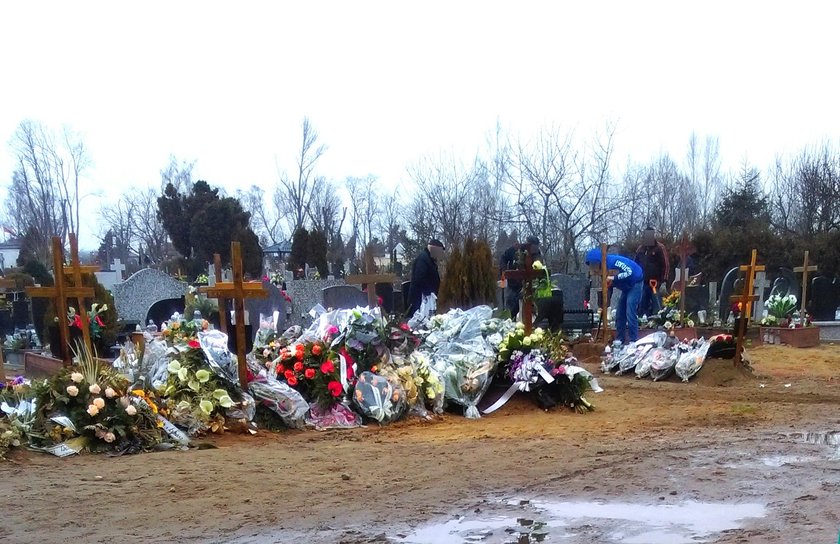 Gniezno: Pochowali kobietę w złym grobie. Jest wyrok sądu