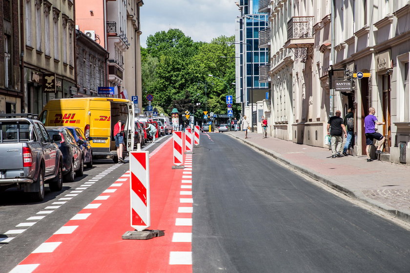 Pasy rowerowe na ul. Wielopole w Krakowie