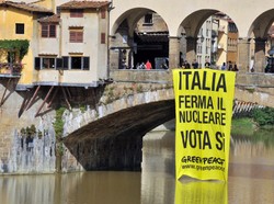 Berlusconi przegrał. 90 procent Włochów powiedziało "nie"