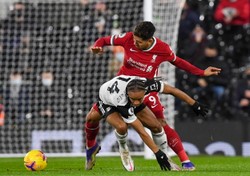 Liverpool nie wykorzystał wpadki Tottenhamu. "The Reds" potknęli się na Fulham