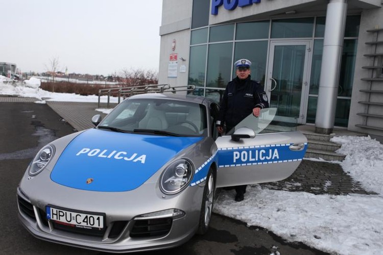 Porsche w barwach polskiej policji