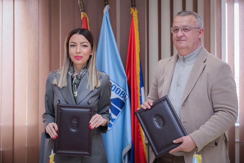 Mesarovićeva potpisala ugovor o finansiranju druge faze projekta za bazen u Kladovu