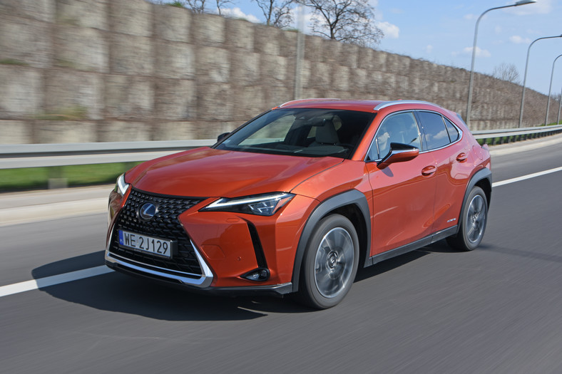 Lexus UX 250h