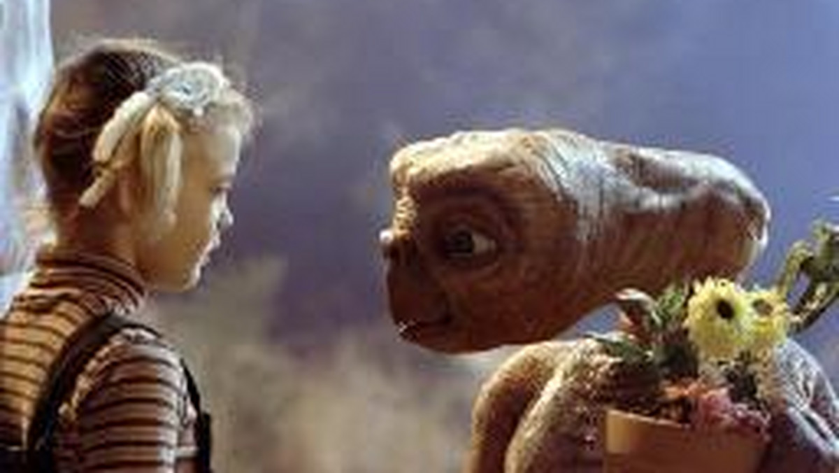 Steven Spielberg i Drew Barrymore rozmawiają o sequelu kultowego filmu "E.T.".