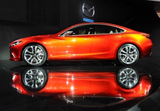 Mazda TAKERI z rewolucyjnym systemem hamulcowym