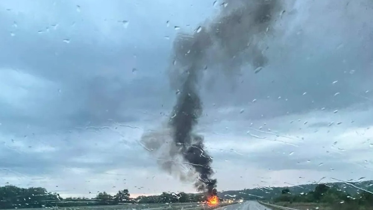 Izgoreo automobil na auto-putu Miloš Veliki kod Ljuga