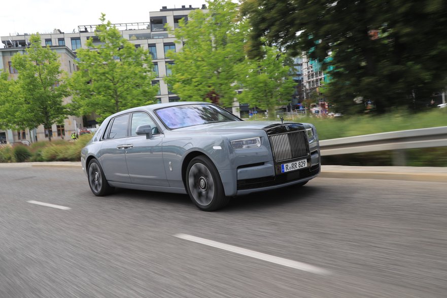 Rolls-Royce Phantom (2022, VIII Series II)