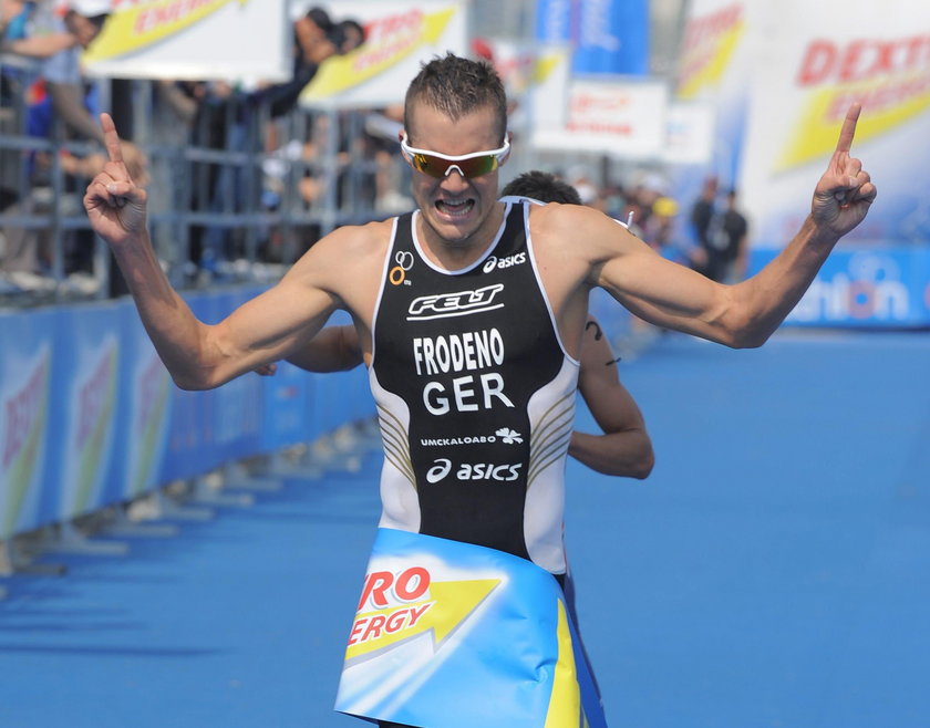 Mistrz olimpijski w triathlonie ukończył dystans ironman w... swoim domu