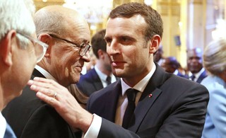 Nowy rząd Macrona: Lewica, prawica i ludzie spoza polityki