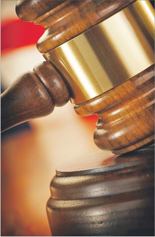 Unia musi szybko przyjąć nowe regulacje rynku finansowego