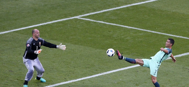 Dwa gole Ronaldo uratowały Portugalię przed kompromitacją i odpadnięciem z Euro 2016. WIDEO