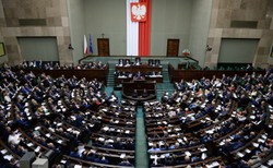 PiS chce uchwały ws. obrony suwerenności Polski