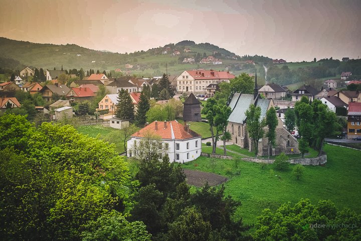 Niezwykłe piękne kameralne miasteczka Polski. Zestawienie 10 propozycji