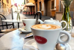 pijesz kawę i nie możesz bez niej żyć? to musisz wiedzieć - tego nie wolno łączyć z kawą