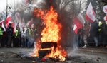 Kolejne grupy dołączyły do protestujących rolników. "Zobaczycie jak płonie Warszawa"