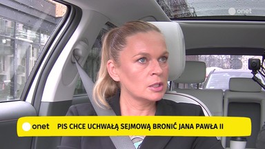 PiS chce obronić Jana Pawła II. Nowacka: uchwałą Sejmu nie zmieni się prawdy