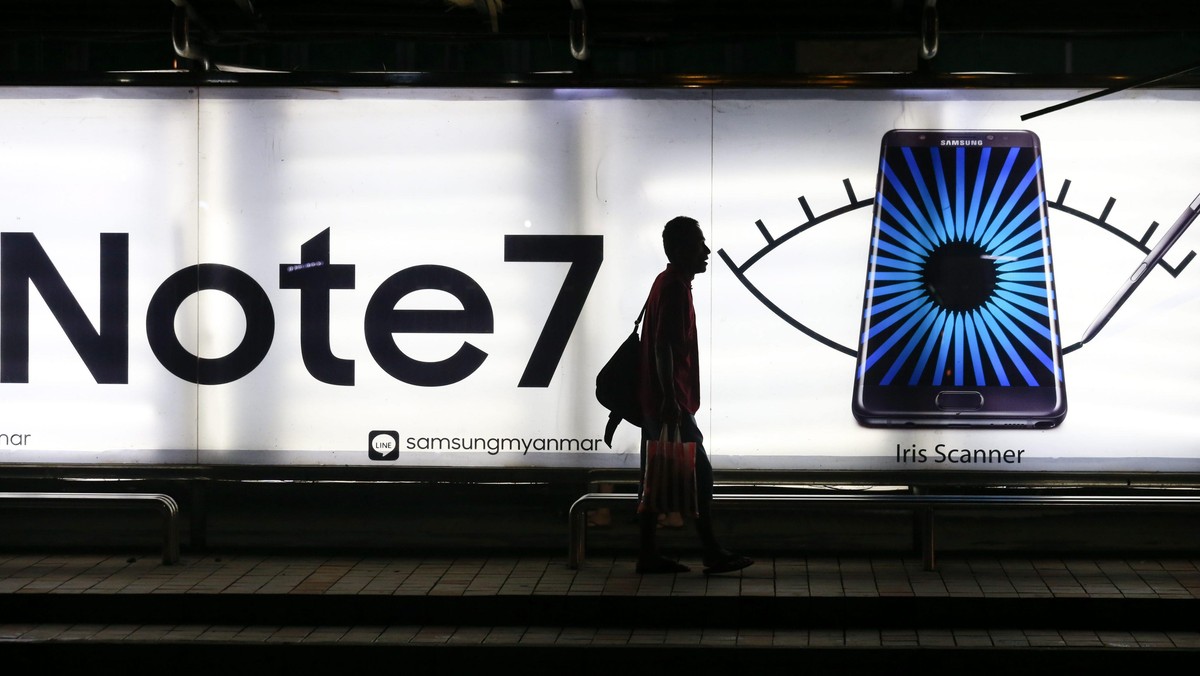 Samsung to stop production of Galaxy Note 7 phones after fire incidents