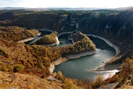 "Tek na vrhu vidiš svrhu": Vidikovac MOLITVA jedan je od NAJLEPŠIH U SRBIJI, nestvarni pejzaži ostaju u oku do kraja života