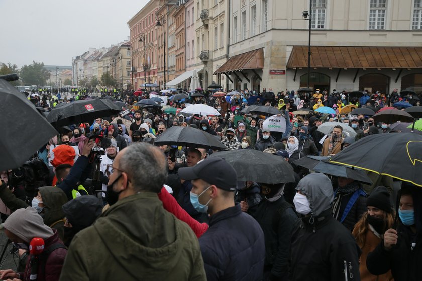 Protest branży fitness w Warszawie