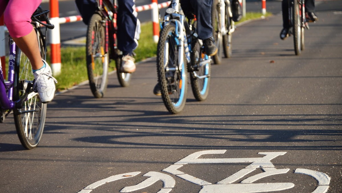 Stowarzyszenie "Rowerowy Poznań" przygotowało raport porównujący zasady przewożenia rowerów w pojazdach komunikacji miejskiej w 10 polskich miastach. Niestety, Poznań nie wypadł najlepiej w tym zestawieniu.