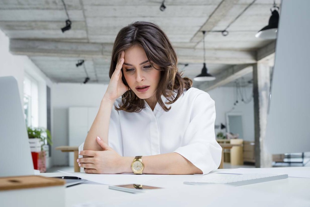 Falls Sie sich in Ihrem Job nicht wohlfühlen, kann dies an einem toxischen Arbeitsklima liegen.
