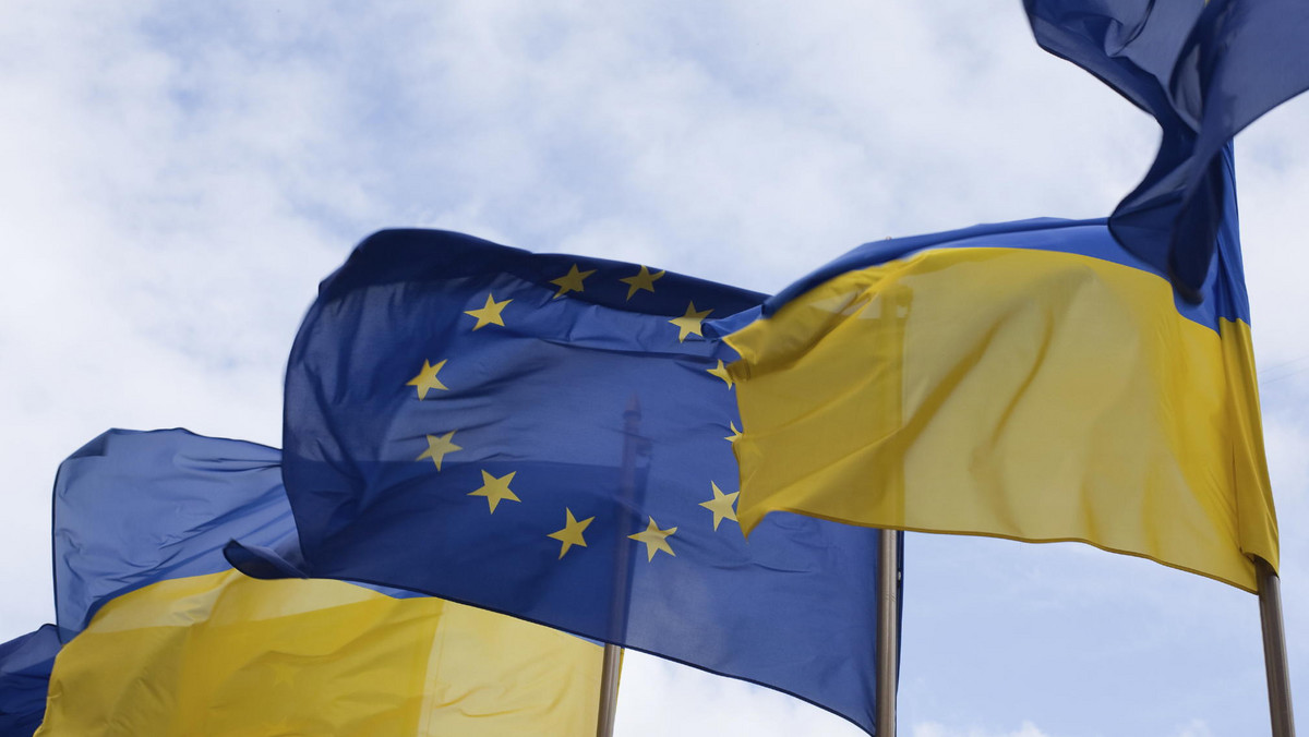 Parlament Europejski opowiedział się w czwartek za przedłużeniem do końca 2015 r. bezcłowego dostępu do rynku Unii Europejskiej dla eksportu z Ukrainy. Unijny rynek będzie otwarty dla ok. 95 proc. towarów przemysłowych z Ukrainy i 80 proc. produktów rolnych.
