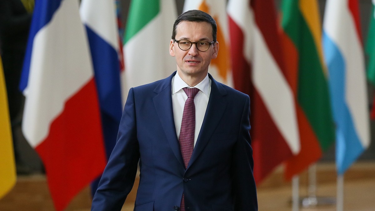 Dziś, przed rozpoczęciem drugiego dnia szczytu UE w Brukseli premier Mateusz Morawiecki spotkał się z prezydentem Francji Emmanuelem Macronem.