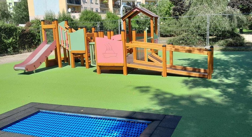 Jak widać, w parku Słonecznym nie brak też potrzebnego cienia. 