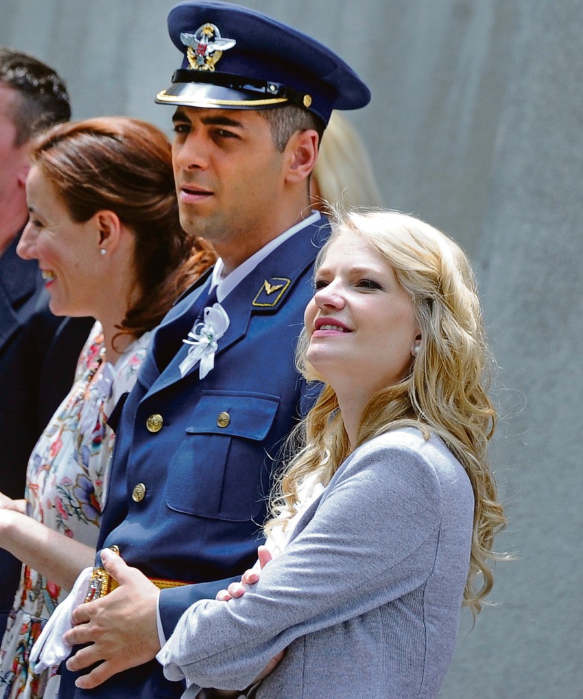 Dragana Dabović i Ivan Mihailović u seriji "Vojna akademija"